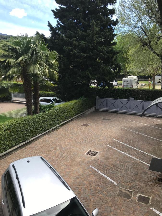 Appartement Lago Blu Riva del Garda Bagian luar foto