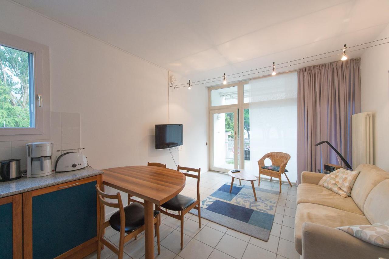 Appartement Lago Blu Riva del Garda Bagian luar foto